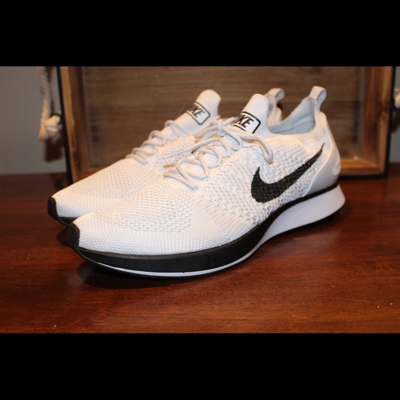 Nike Air Zoom Mariah Fly Knit Racer Size 11.5 - Picture 3 of 5